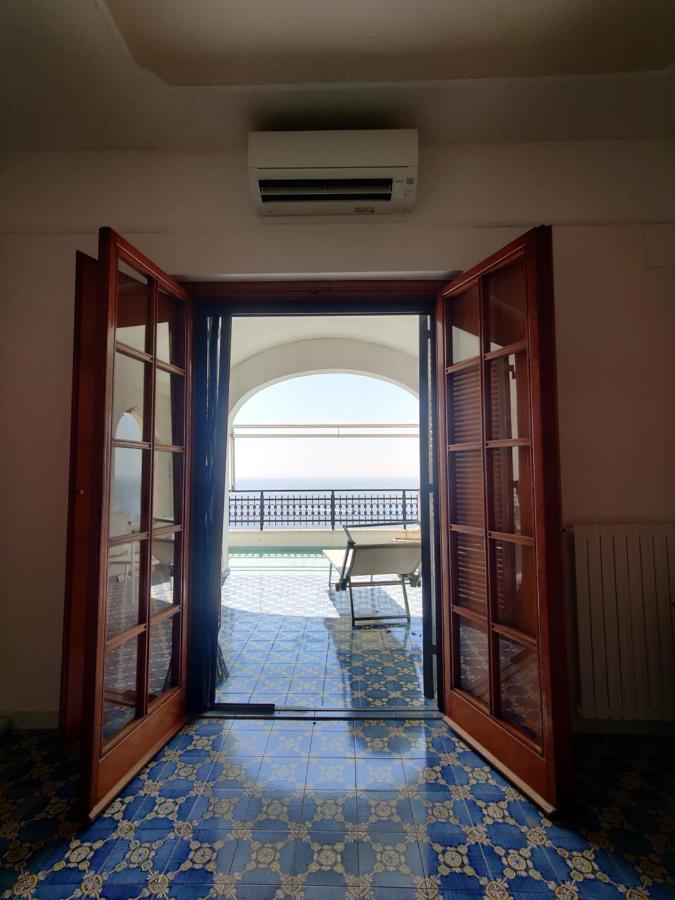 Casa La Scogliera Praiano Exterior foto